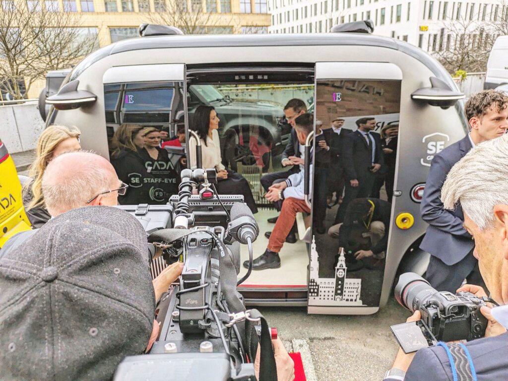 Autonomes Shuttle von Staff-Eye auf der Regionalpolitischen Jahrestagung in Chemnitz